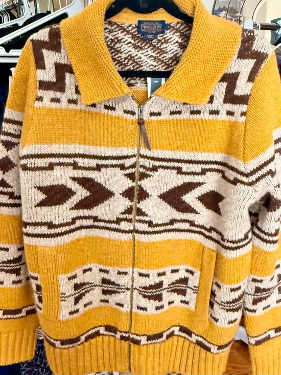 Pendleton Sweaters - NWT- Pendleton women's Graphic Shetland Zip Cardigan